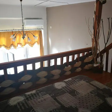 Kikilia's Cozy Sea View * Адамас