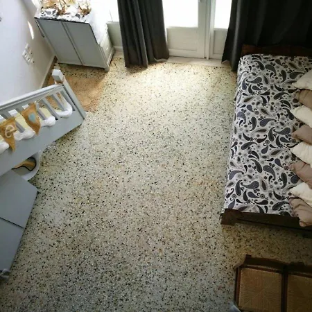 Kikilia's Cozy Sea View * Адамас